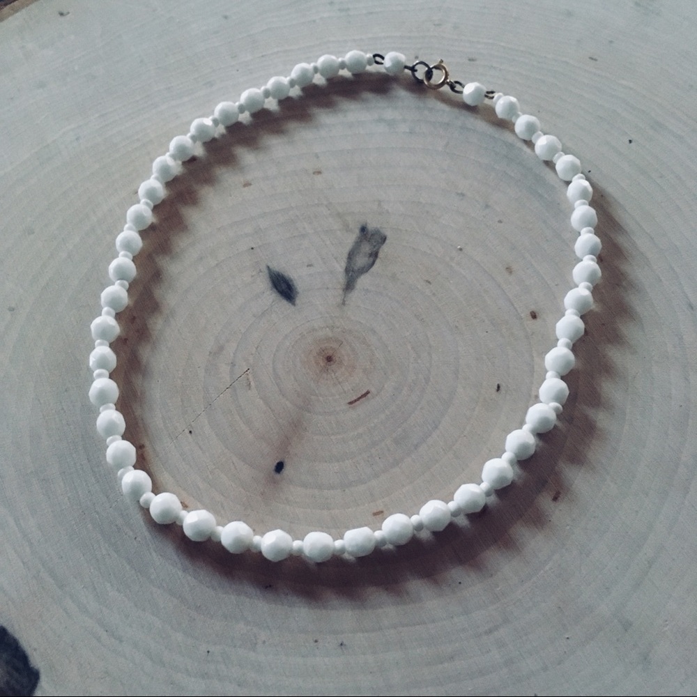 b e a d e d • Necklace